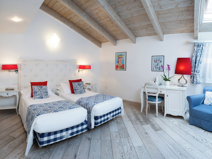 Bedroom 3, La Ciliegina Lifestyle Hotel, Napoli