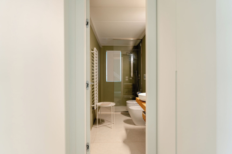 Bathroom 5, Montegrottone Nature Retreat, Bari
