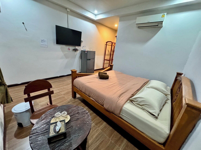 Room 1, Plueakmai Resort, K. Na Yai Am