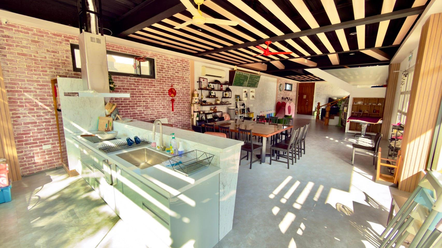 Food & Drinks 4, My Home 51-6, Miaoli