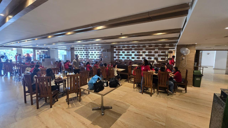Food & Drinks 3, Hotel Shemron, Alwar
