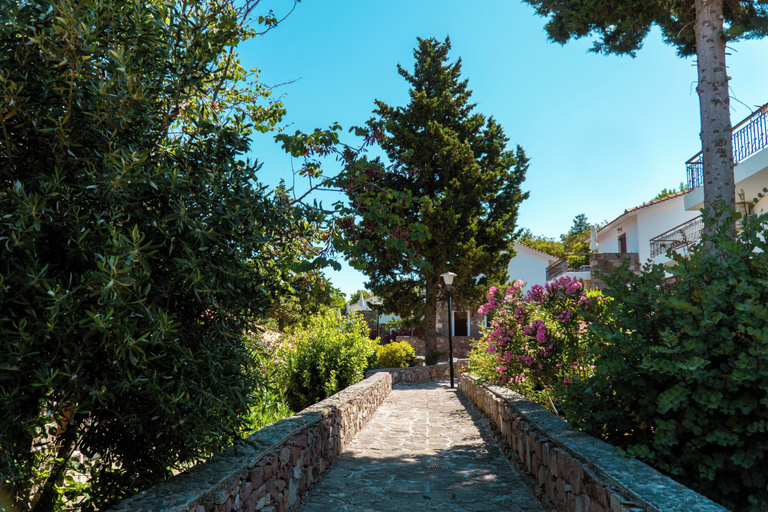 Exterior & Views 2, Hotel Delfinia, North Aegean