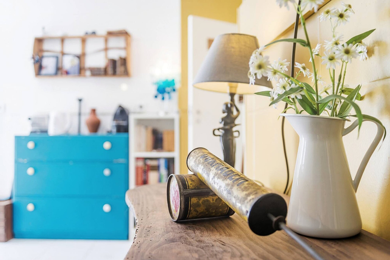 Interior 2, Charming Mouraria Apartment With Private Terrace in Lisbon, Lisbon