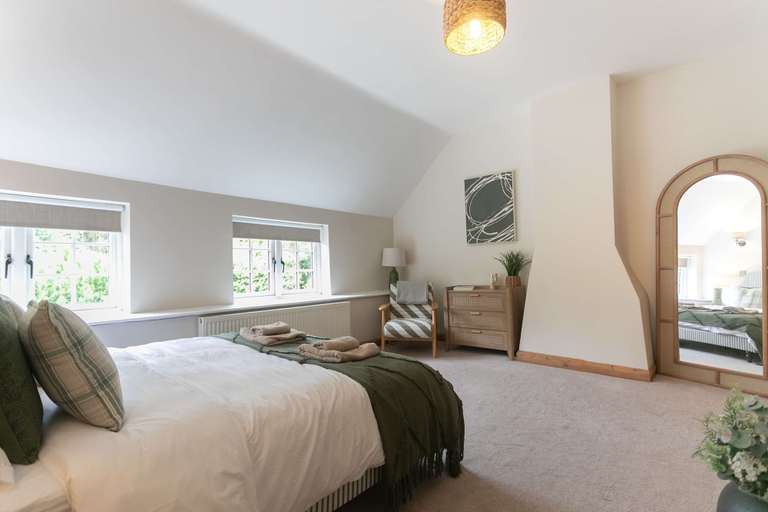 Room 2, NEW Cosy Stone Cottage With Free Parking Wifi, North Yorkshire