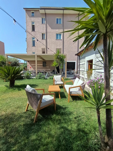 5, Exil di Nuovo, Cosenza