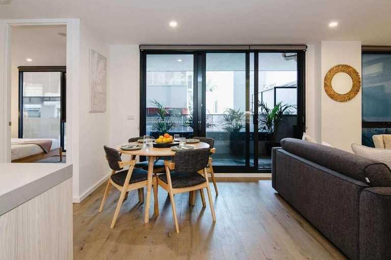 Dining room 5, 101-251 Johnston St, Melbourne