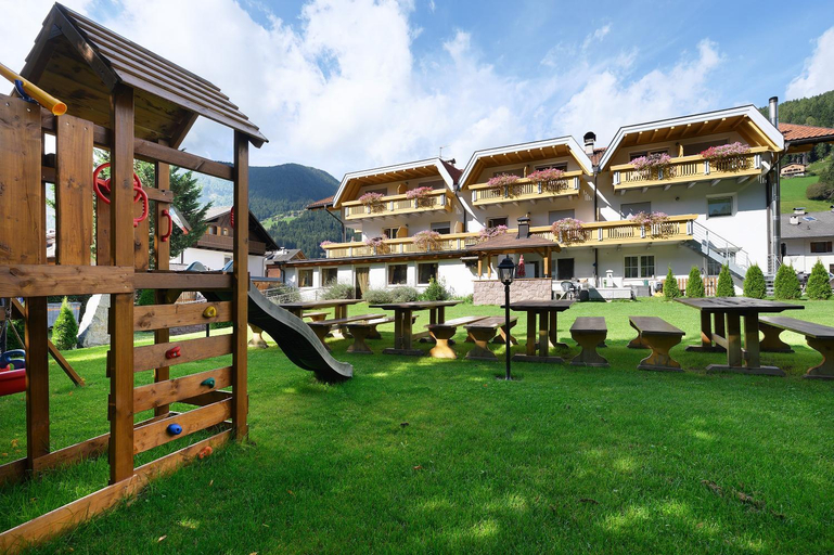 Exterior & Views 1, Hotel Residence Olympia Sarntal, Bolzano