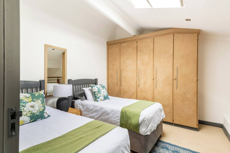 Room 4, Rosarios Village 2-bed Loft Unit 15, City of Johannesburg