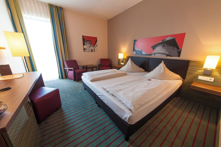 Bedroom 2, Novina Hotel Tillypark, Nürnberg