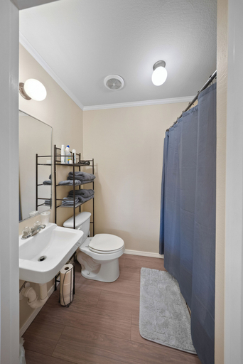 Bathroom 4, Peace Of Mind Rentals, Iberville