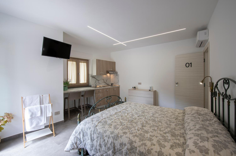Bedroom, Villavita, Napoli