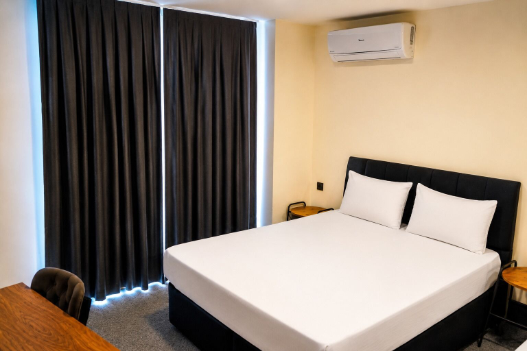 Bedroom 5, New Green Airport Hotel, Arnavutkoy