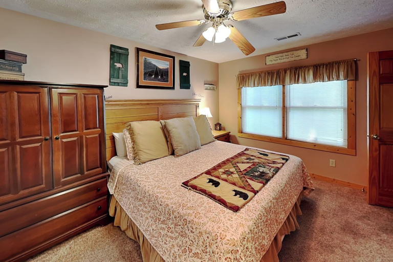 Bedroom 3, Americana by Jackson Mountain Rentals, Sevier