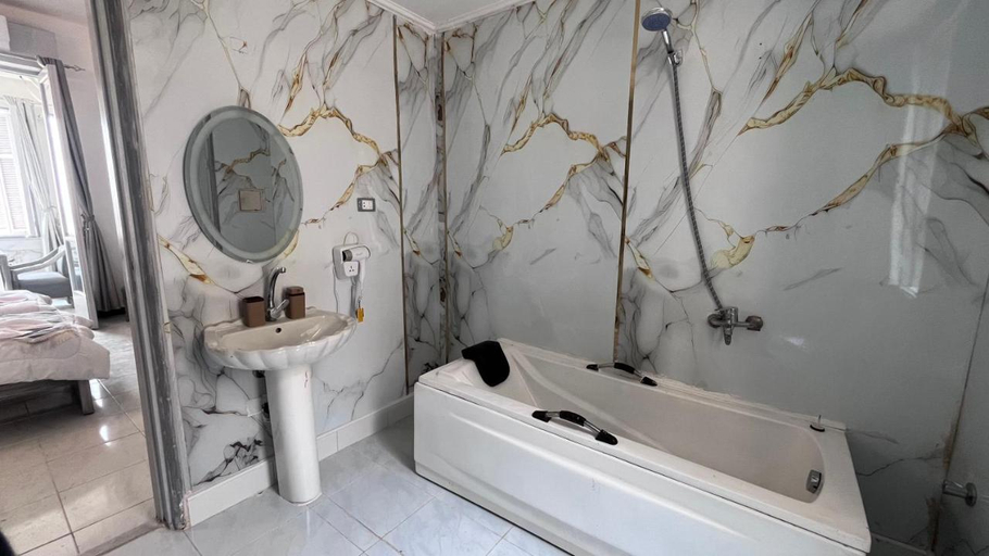 4, Constellations Gateway Boutique Hotel, 'Abdin