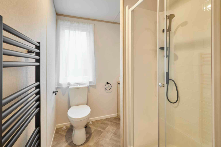 5, Host & Stay | Linden Lodge, Ashdown Retreat, North Yorkshire