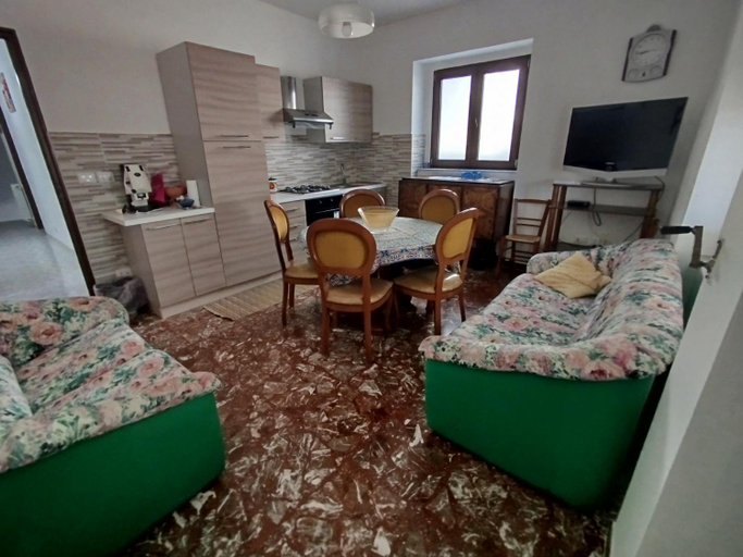 Others 5, VillaTresa, Messina