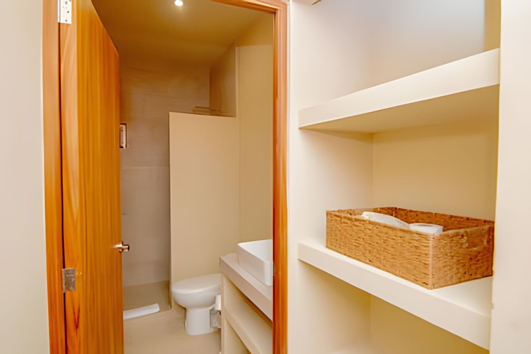Bathroom 4, Evamar San Carlos, Guaymas