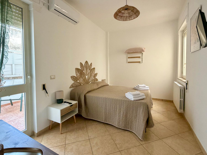 Bedroom 2, VN Apartments, Lecce