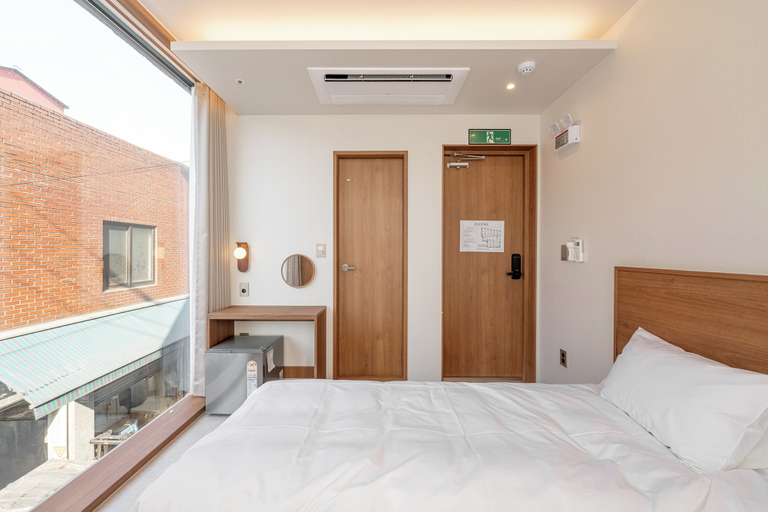 Room 3, VIVA STAY JONGNO&DDP, Jung