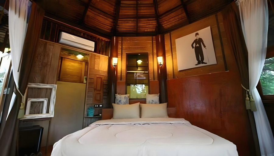 Bedroom 2, Amphawa Club Resort & Spa, Amphawa