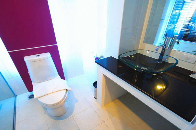 Bathroom 3, V-One Hotel Korat, Muang Nakhon Ratchasima