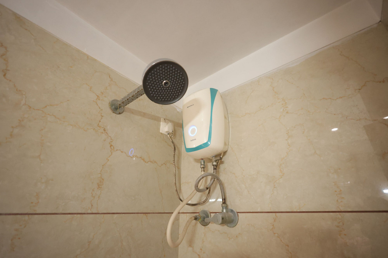 Bathroom 3, Hotel Rangoli Dharampur, Valsad