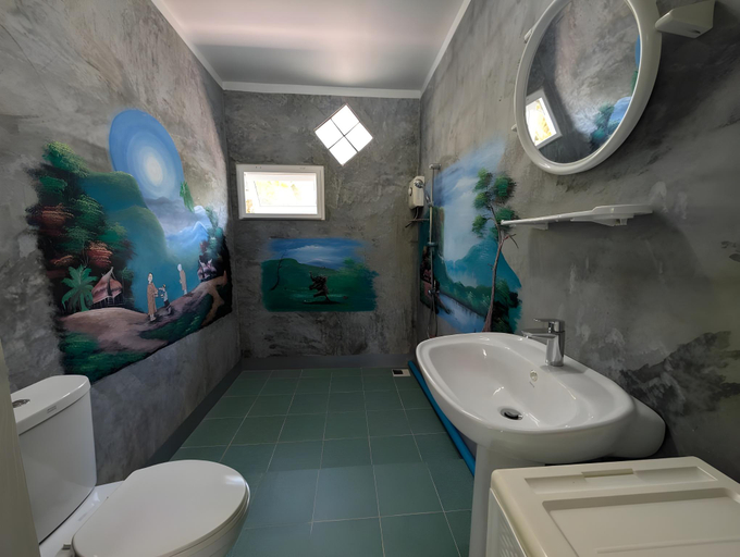 Bathroom 3, Tao Life Center, Chiang Dao