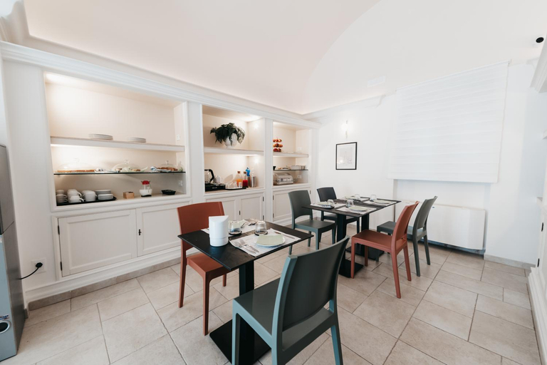 Food and beverages 4, Sirenuse Suites Boutique ApartHotel RTA, Taranto