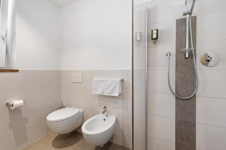 Bathroom 4, Hotel Residence Olympia Sarntal, Bolzano