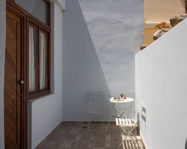 Terrace/patio 3, Utopia Suites, Attica