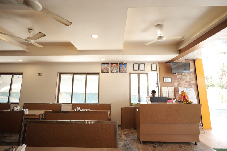 Lobby 1, Hotel Rangoli Dharampur, Valsad