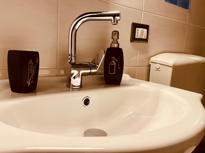 Bathroom 4, Echoes room 20 minuti dal centro di Firenze, Prato