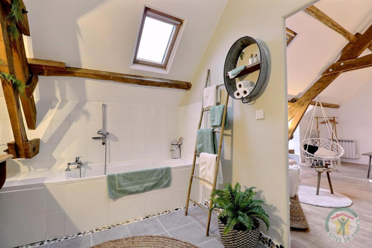 Bathroom 3, La bremande, Ille-et-Vilaine