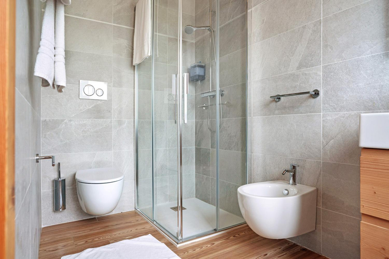 Bathroom 3, Agritur Montibeller Fravort, Trento