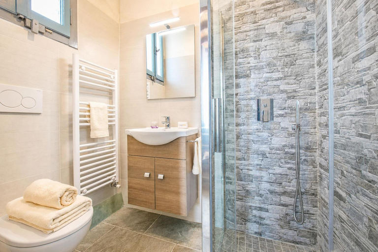 Bathroom 3, Charming Villa I Tre Archi, Novara