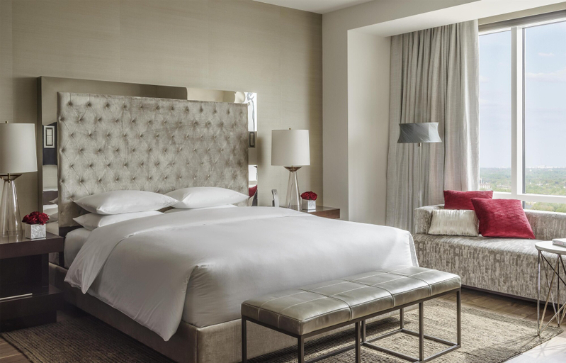 Bedroom 3, Hyatt Regency Tysons Corner Center, Fairfax