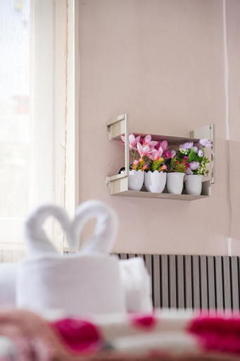 Food & Drinks, Flower rooms, Napoli