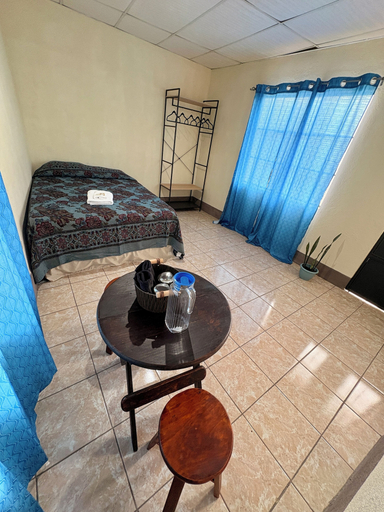 Room 5, Casa de Huéspedes Elizabeth, Antigua Guatemala