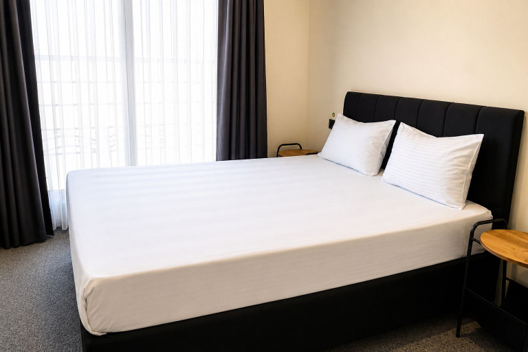 Bedroom 5, New Green Airport Hotel, Arnavutkoy