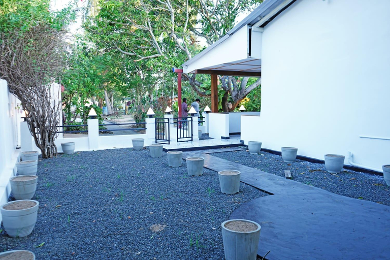 Others 5, Nilaveli Stay Inn, Kuchchaveli