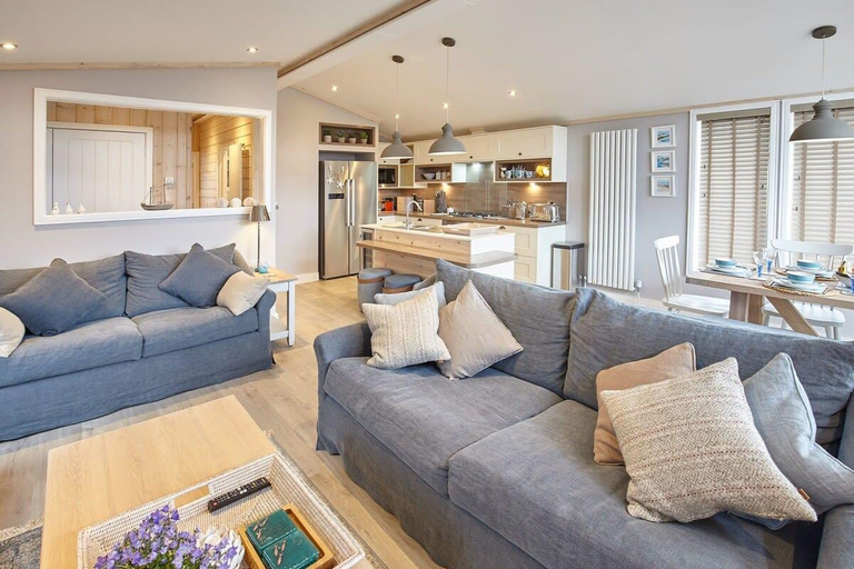 Others 4, Host & Stay | Puffin's Rest, North Yorkshire