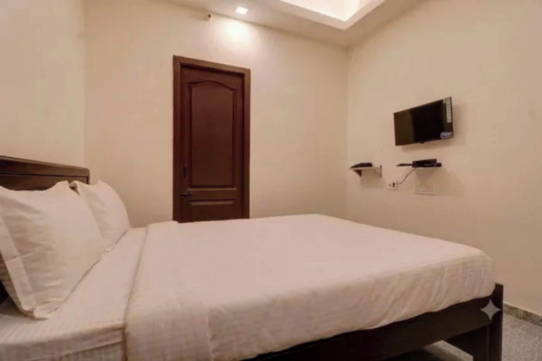Room 2, Fabhotel Shaz Residency, Coimbatore