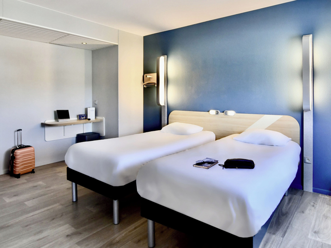Bedroom 3, ibis budget Nantes Rezé Aéroport, Loire-Atlantique