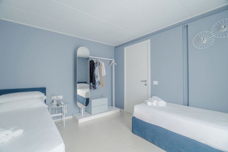 Bedroom 4, Montegrottone Nature Retreat, Bari