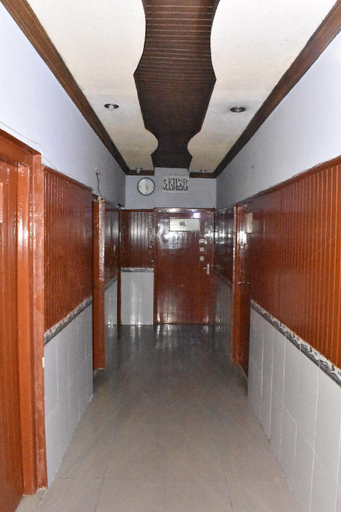 Others 4, Davis Hotel, Lahore