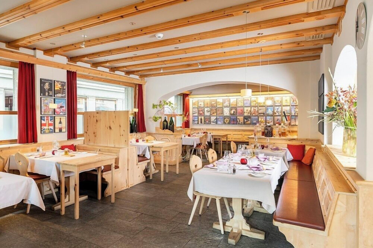 Food & Drinks 5, Hotel Donatz, Maloja