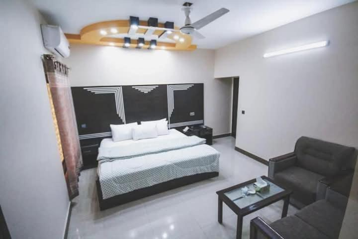 Others 5, The R Hotels Nursery, Karachi