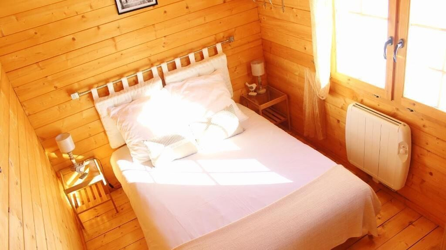 Bedroom 3, Les chalets de Lozzi, Haute-Corse