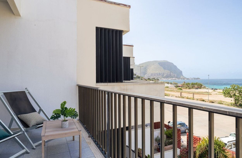 Property grounds, Mondello Bay - Roosevelt Apartments, Palermo