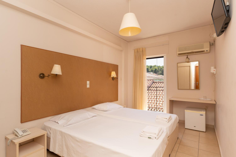 4, Galaxy New Hotel, Peloponnese